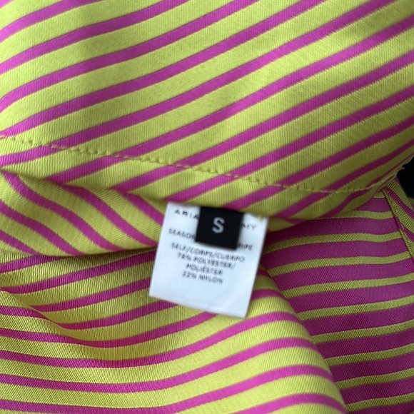 Arianne Pink Blouse with Boxy Relaxed Fit and 3/4 Sleeves - Picture 7 of 9